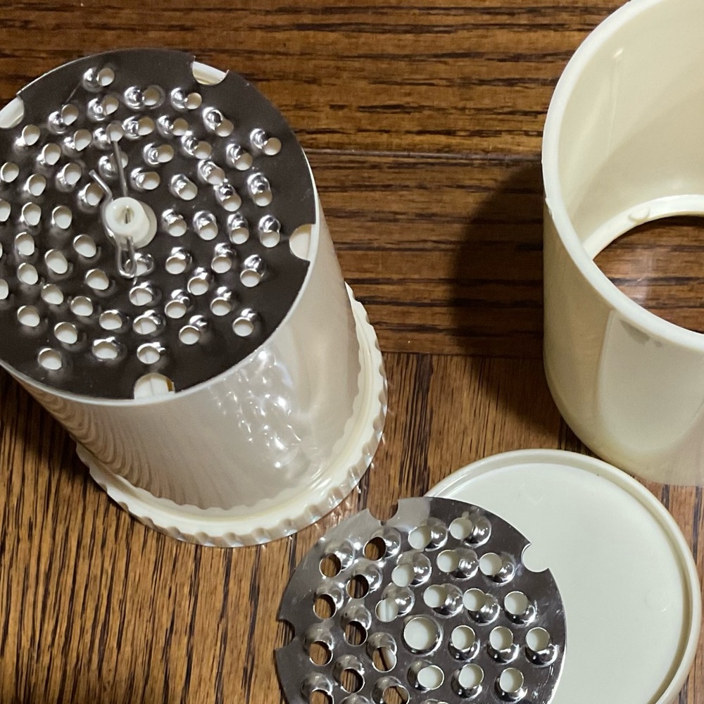 Task Super Multi-grater + mini whisk - Picture 7 of 15